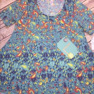 NWT LuLaRoe Perfect T Large Geometric Print